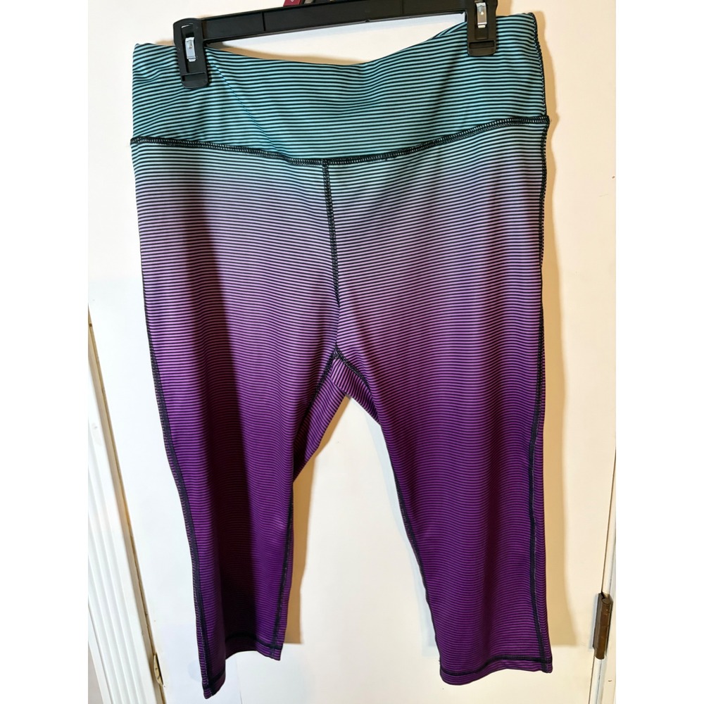 Pro Player Womens Ombre Striped Cropped Leggings Teal Purple Wicking Large